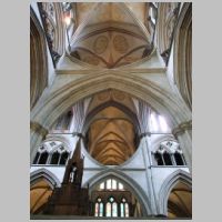 Salisbury Cathedral, photo Steve Cadman, Wikipedia.jpg